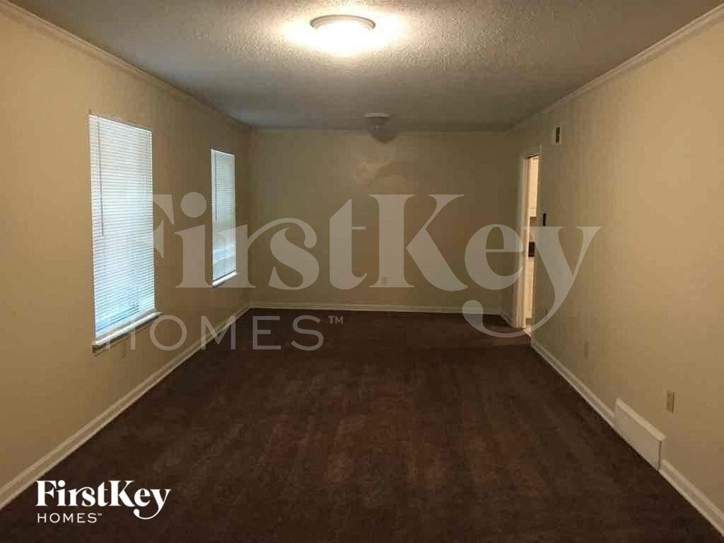 5712 Fox Bend Ave - Photo 6 of 12