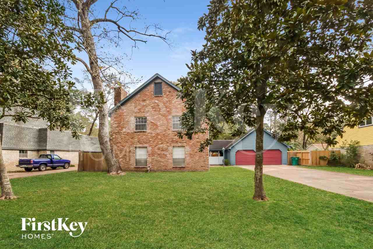 461 Stephen F Austin Dr - Photo 2 of 16