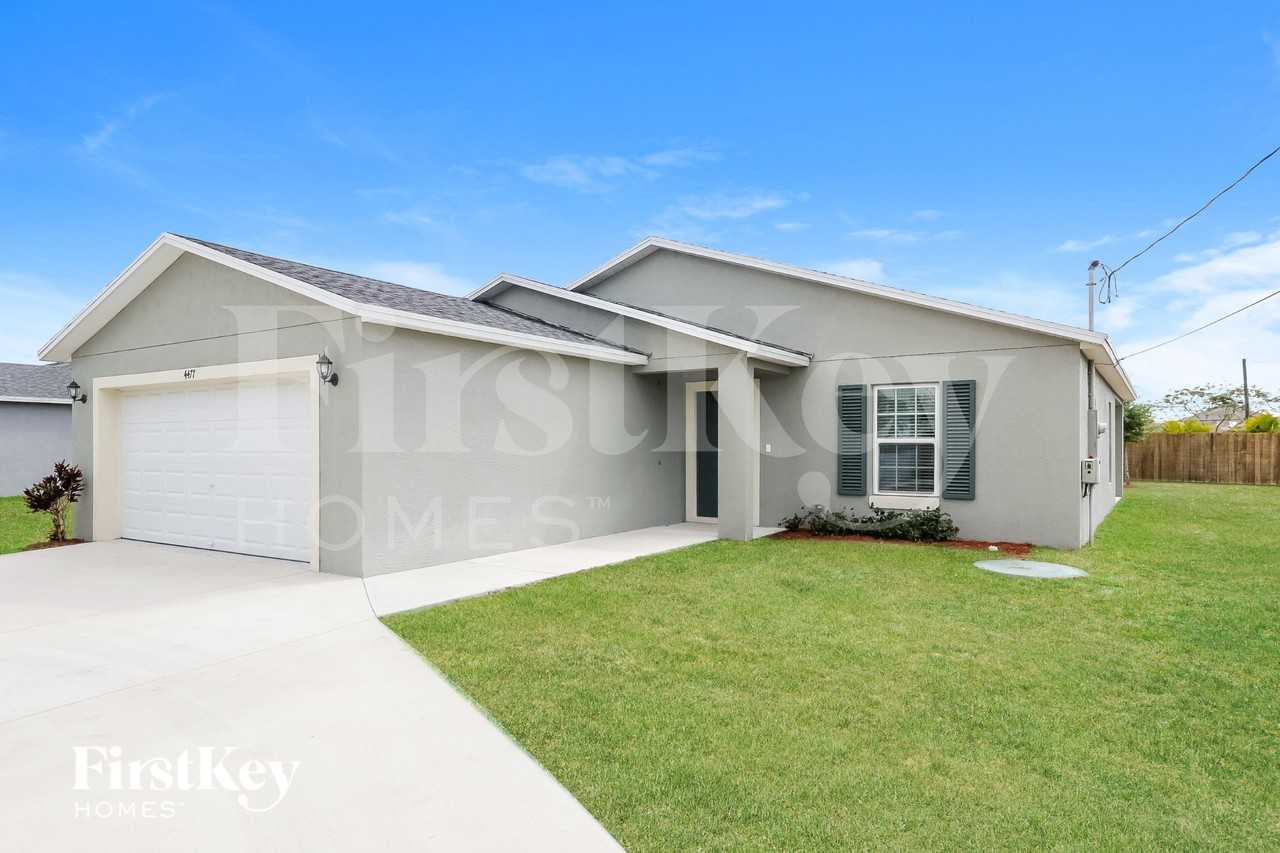 4477 Sw Port St Lucie Blvd - Photo 3 of 15