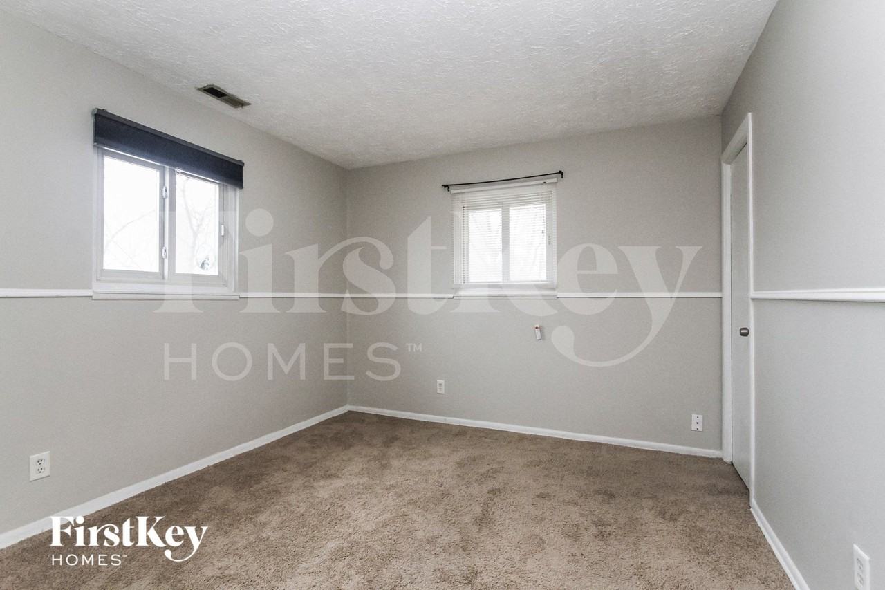 416 Ada Ln - Photo 6 of 15