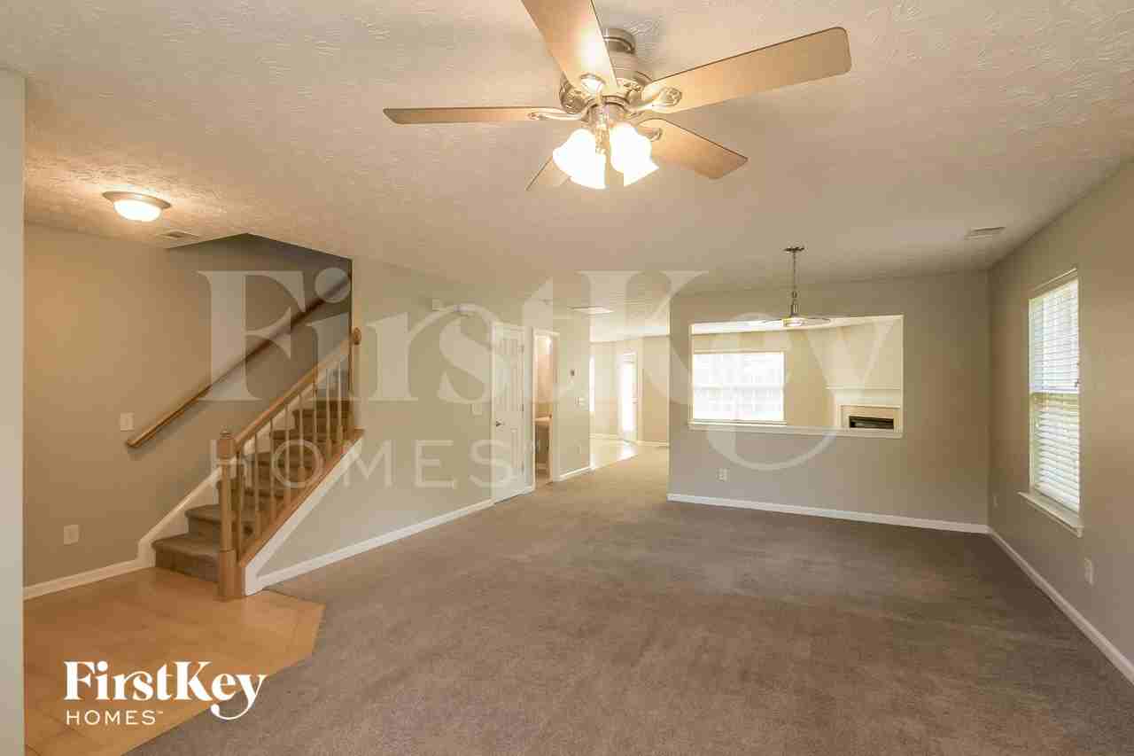 3545 Bridgeshaw Dr - Photo 5 of 16
