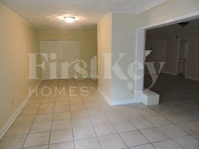 3347 Bluemont Dr - Photo 2 of 14