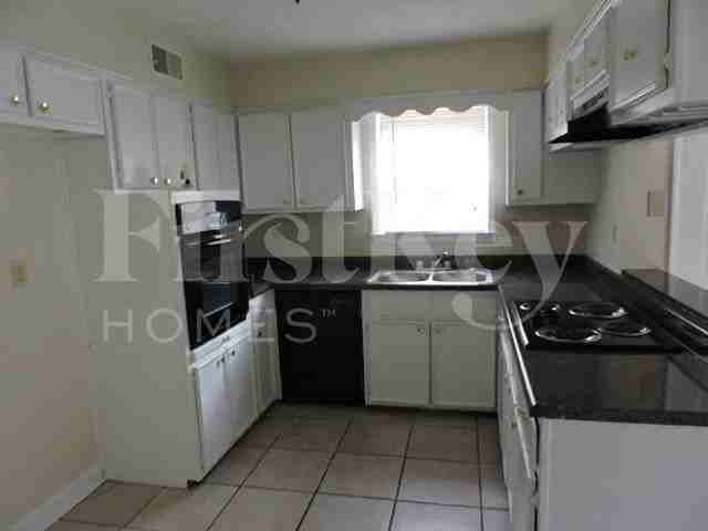 3347 Bluemont Dr - Photo 7 of 14