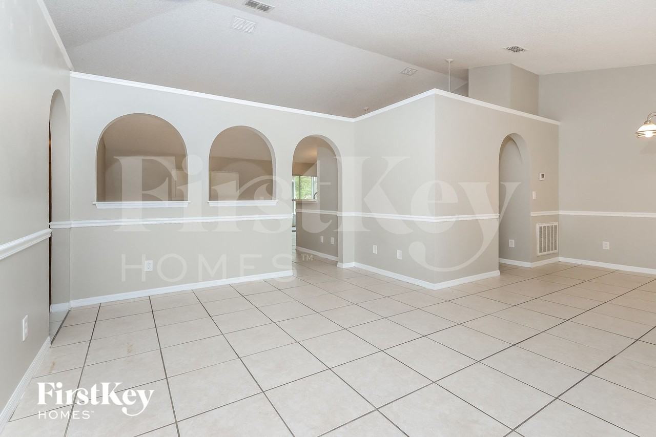 2998 Sw Vittorio St - Photo 4 of 15