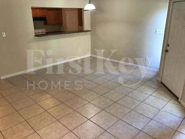 2920 La Estancia Ln - Photo 3 of 18