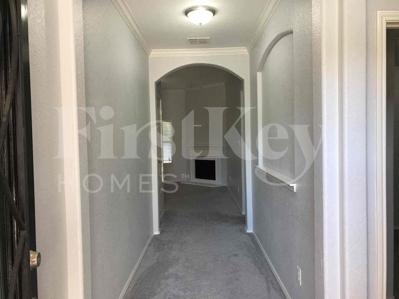 264 Callaghan Dr - Photo 2 of 24