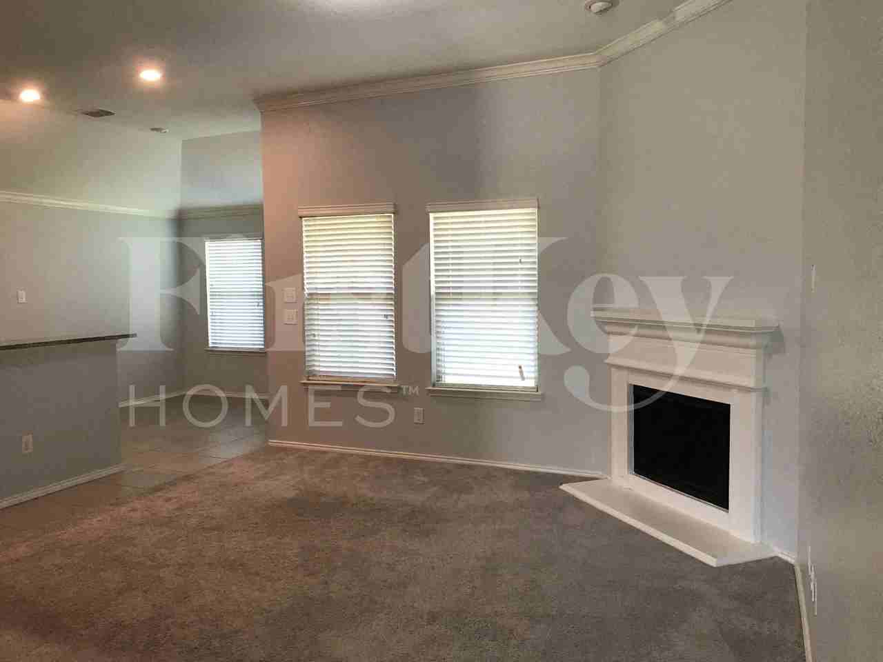 264 Callaghan Dr - Photo 3 of 24