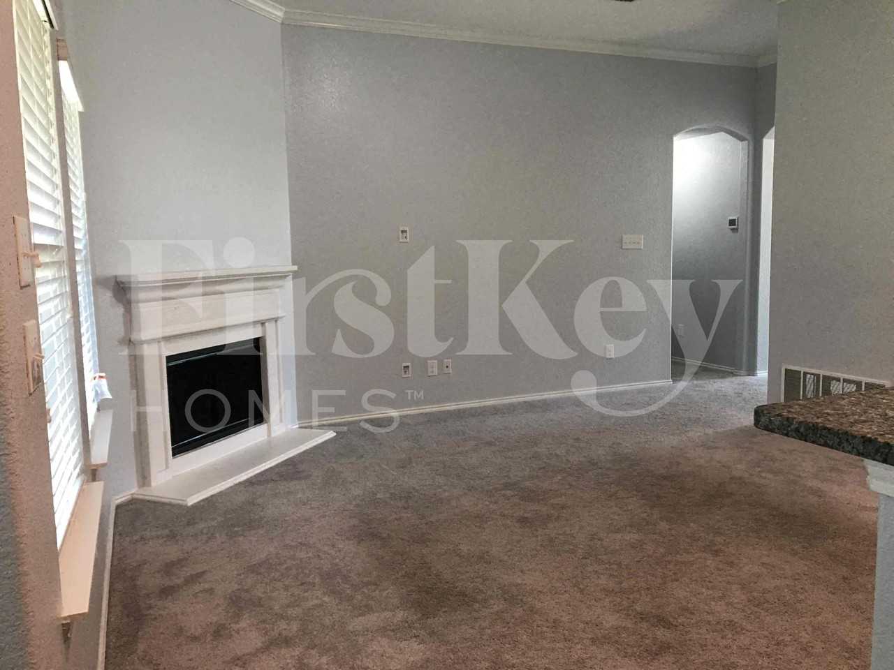 264 Callaghan Dr - Photo 4 of 24