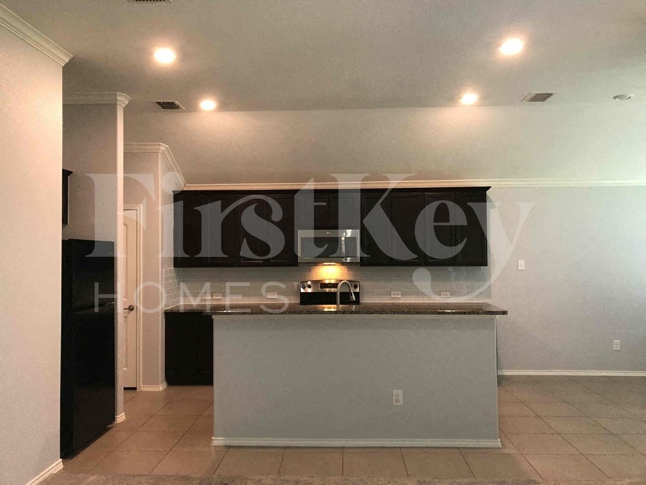 264 Callaghan Dr - Photo 5 of 24