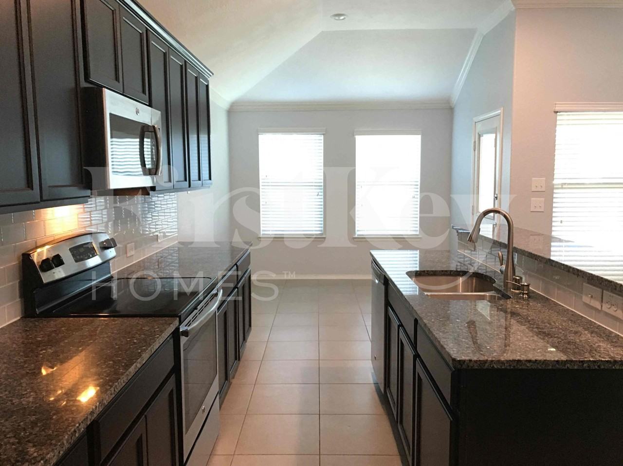 264 Callaghan Dr - Photo 6 of 24