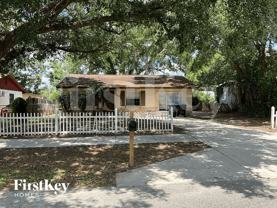 2617 Drake Dr - Photo 1 of 1