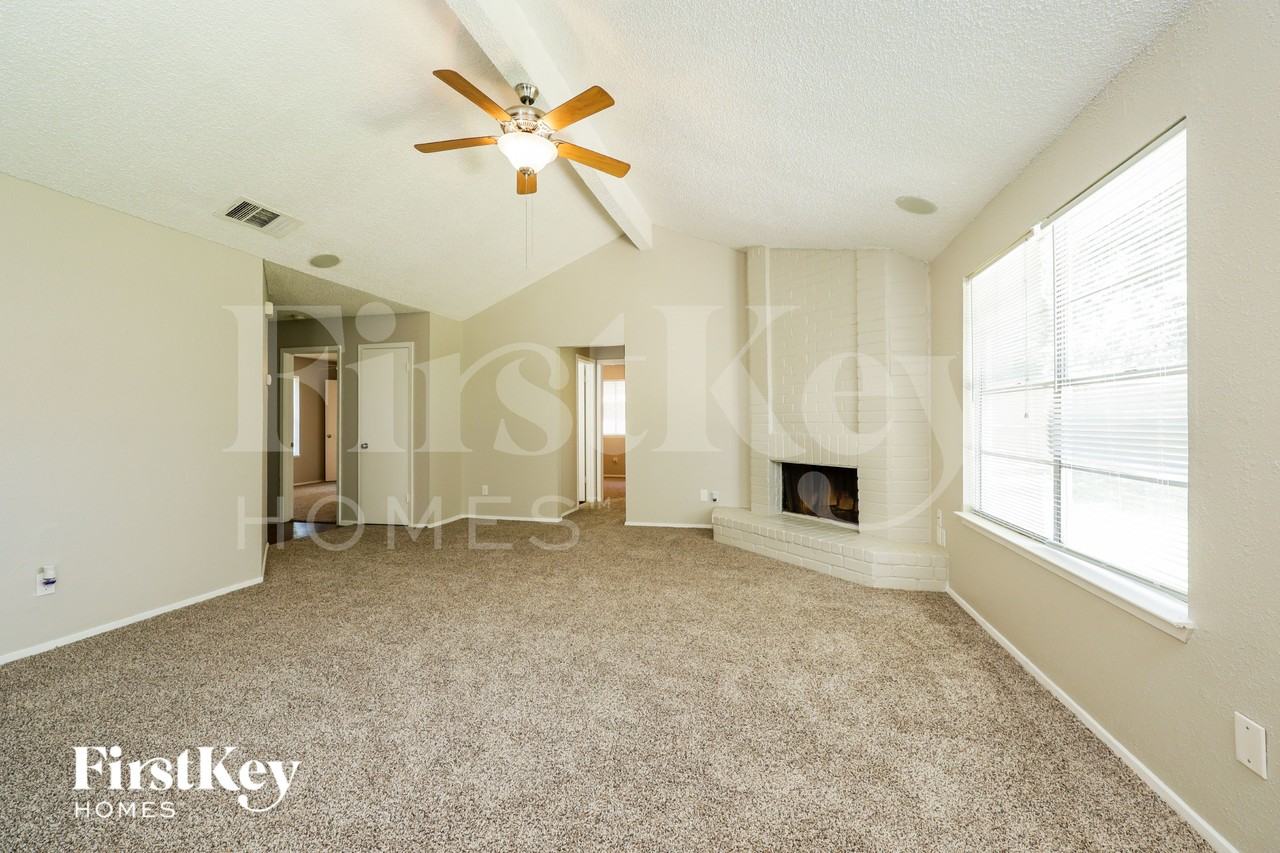 23314 Balthasar St - Photo 6 of 15