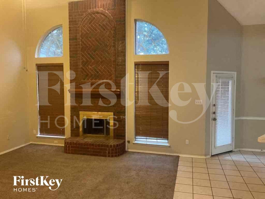 2329 Bent Brook Dr - Photo 7 of 21