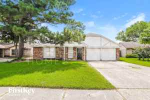 featured image of 21330 N Tangle Creek Ln