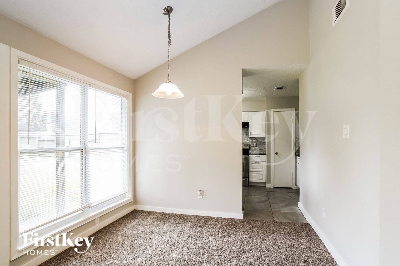 21330 N Tangle Creek Ln - Photo 5 of 15