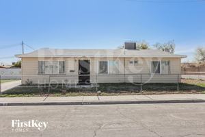 featured image of 2128 Carver Ave