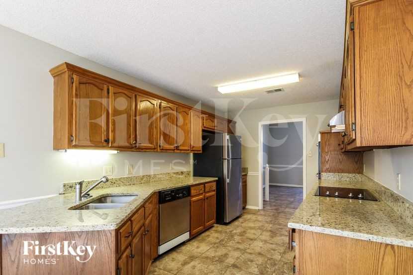 2084 Littlemore Dr - Photo 5 of 16