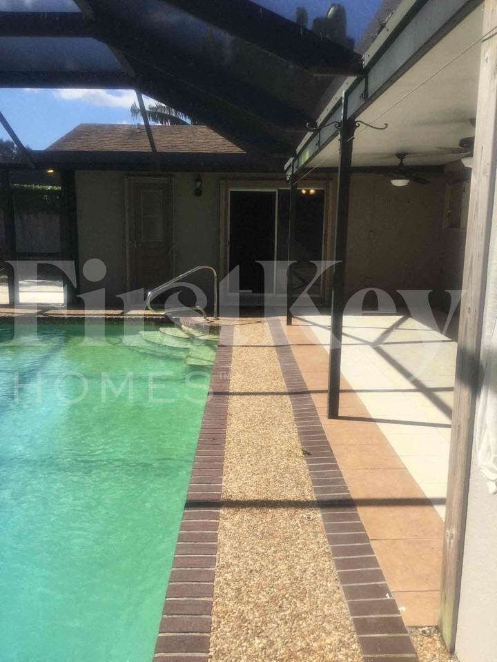 19742 Carolina Cir - Photo 5 of 41