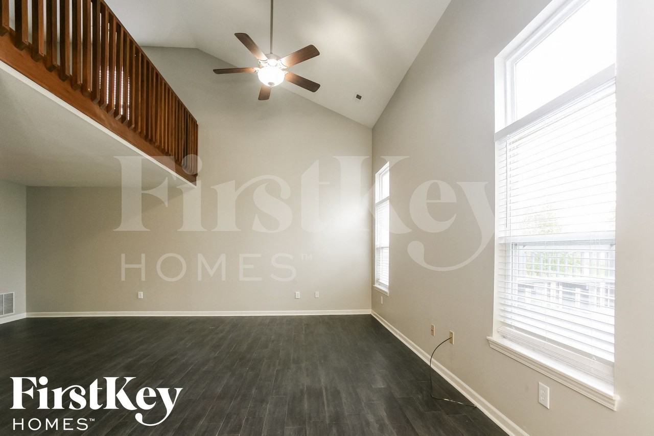 15472 Fawn Meadow Dr - Photo 3 of 15