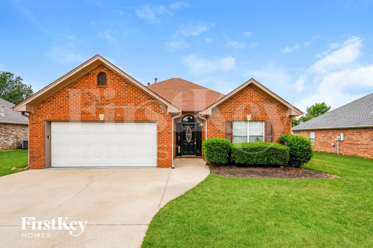 146 Hickory Point Dr