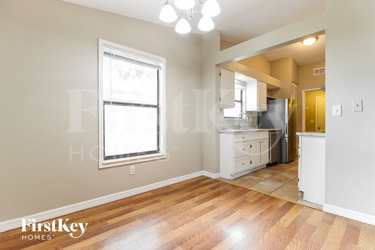 12213 Hidden Brook Dr - Photo 6 of 20