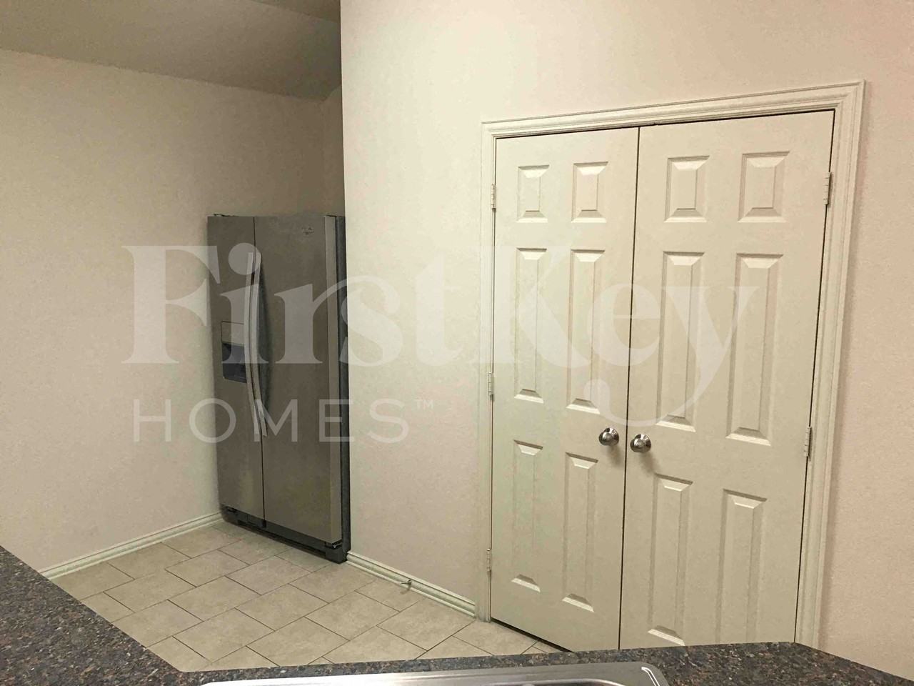 1218 Jewell Ln - Photo 5 of 50