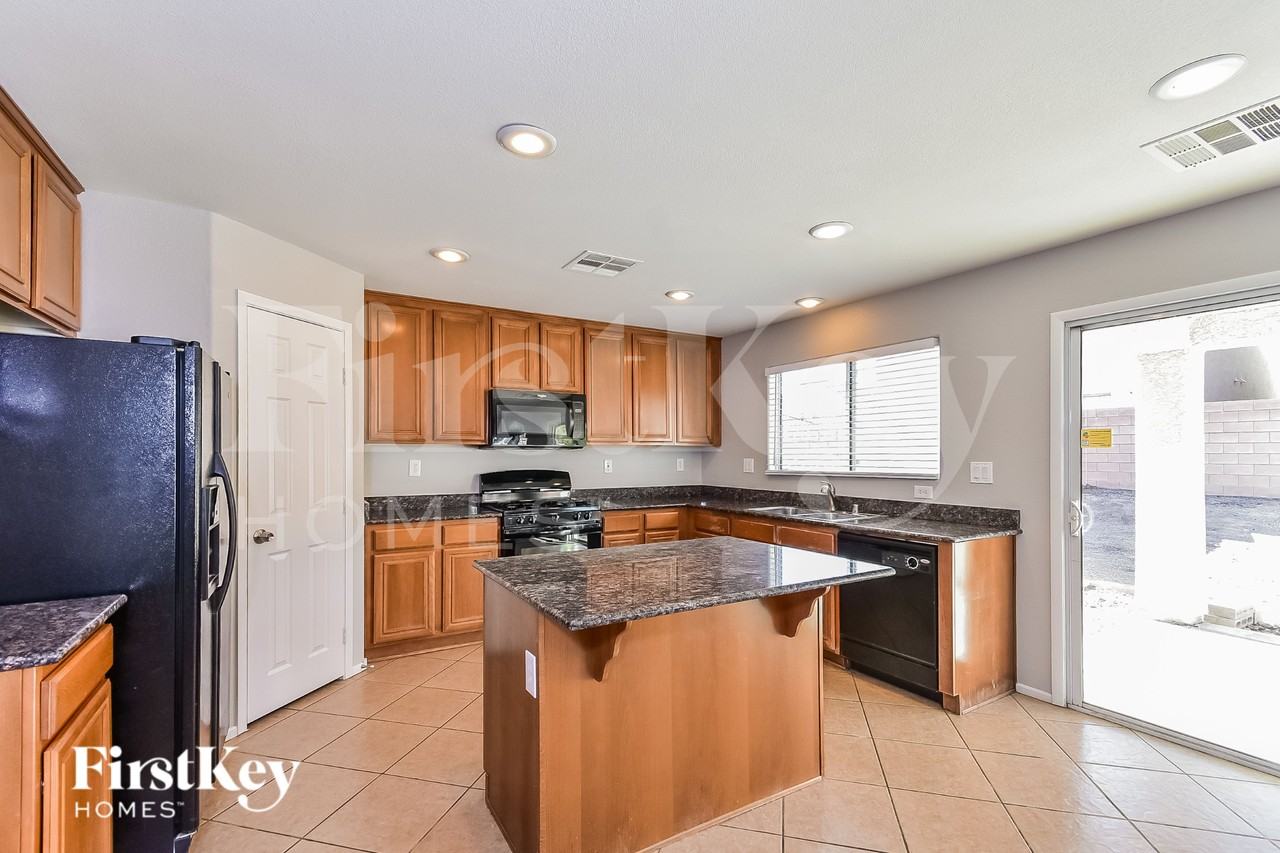 11617 Whipkey St - Photo 6 of 17