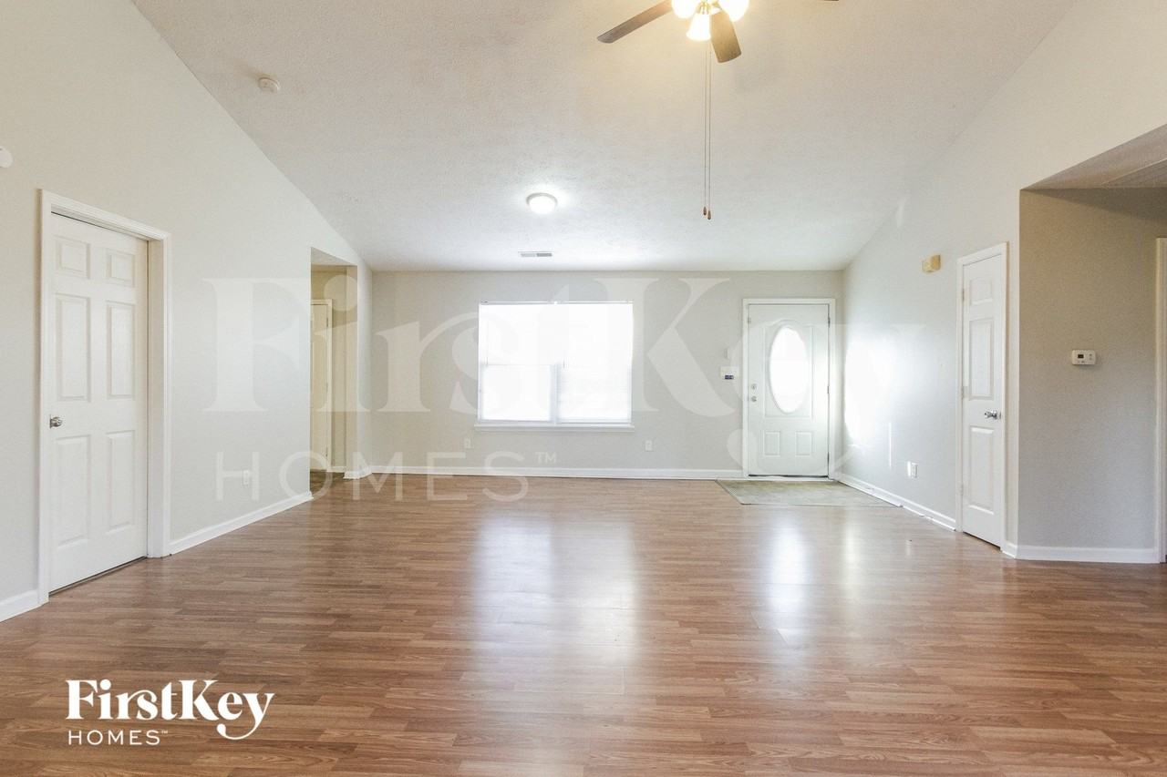 11413 Kristen Cir - Photo 3 of 15