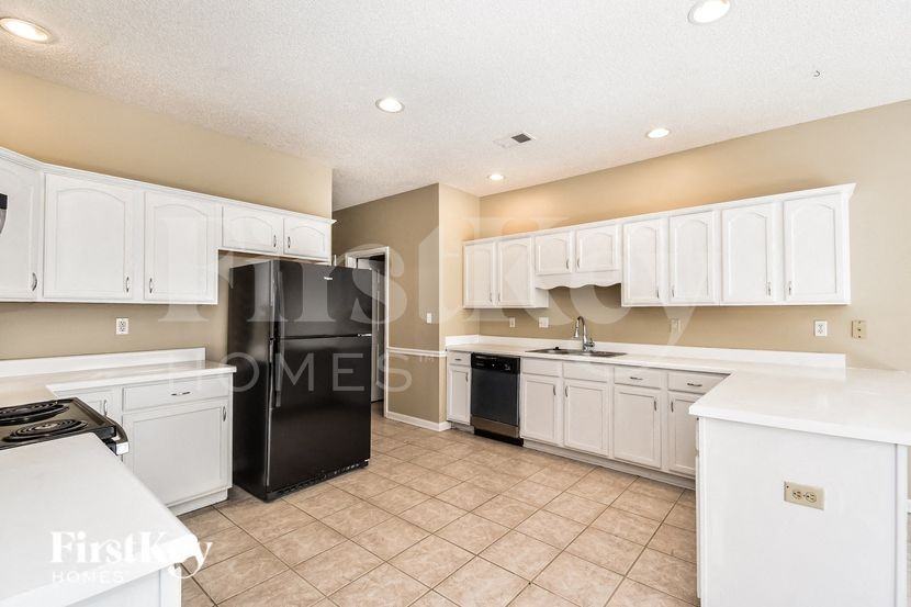 10515 Trailmont Ln - Photo 4 of 16