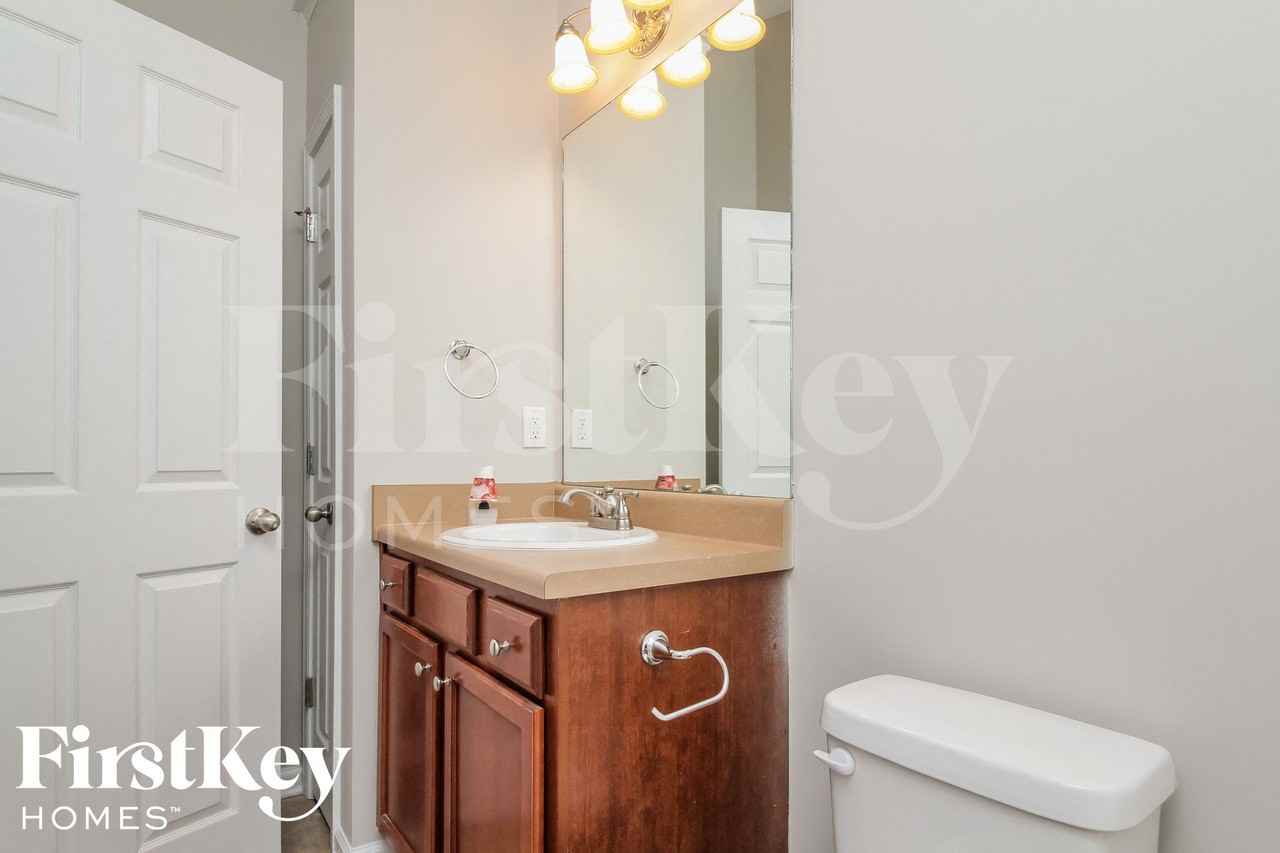 10140 Benton Woods Dr Bldg A #4 - Photo 7 of 15