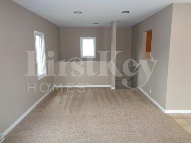 1 Birch St - Photo 4 of 21