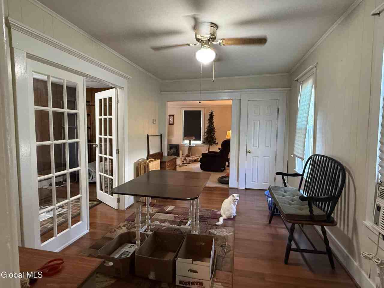 S Kingsboro Ave - Photo 6 of 15