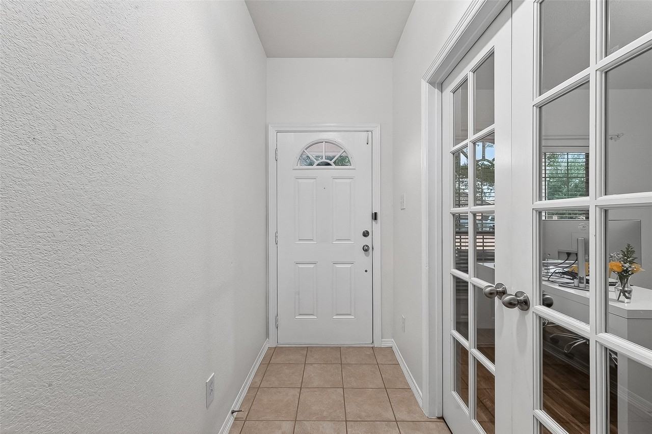 19410 Cypress Harrow Dr - Photo 4 of 34