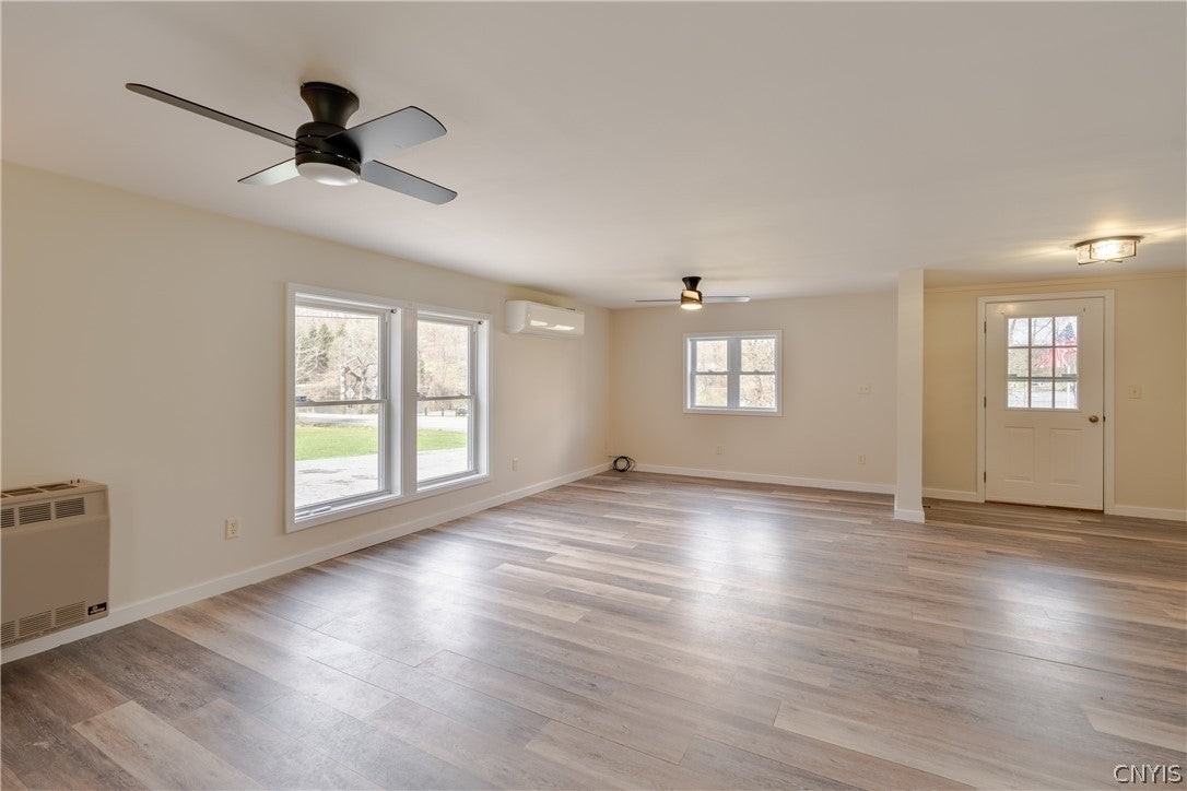 6082 Reservoir Rd - Photo 7 of 26