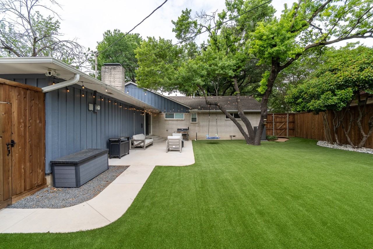 13424 Spring Grove Ave - Photo 5 of 11