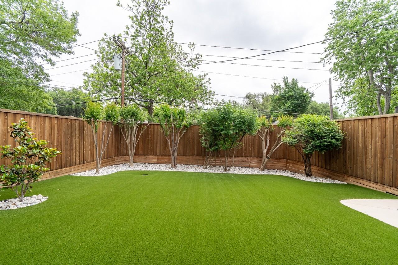 13424 Spring Grove Ave - Photo 6 of 11