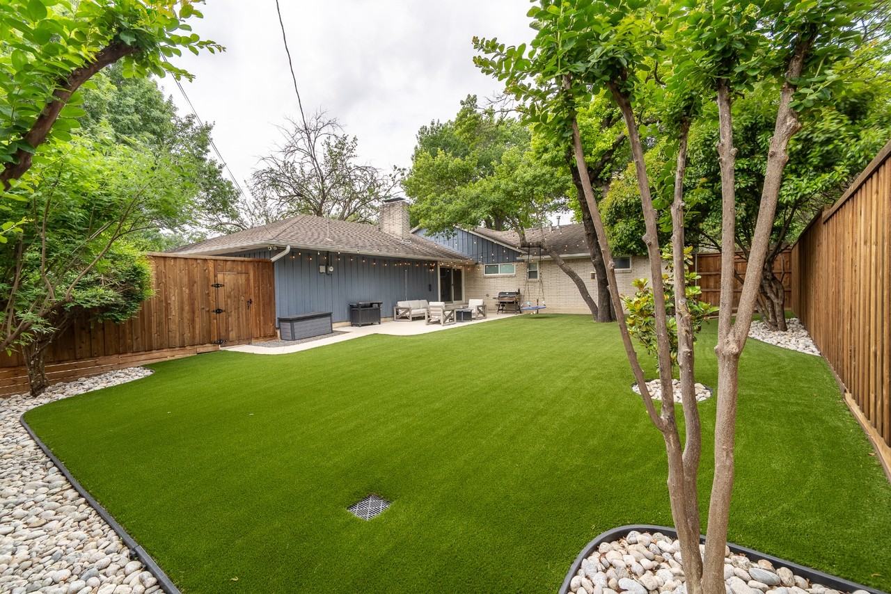 13424 Spring Grove Ave - Photo 7 of 11