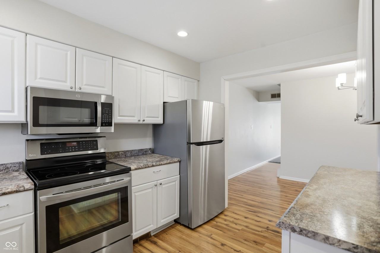 4 Druid Hill Ct - Photo 5 of 36