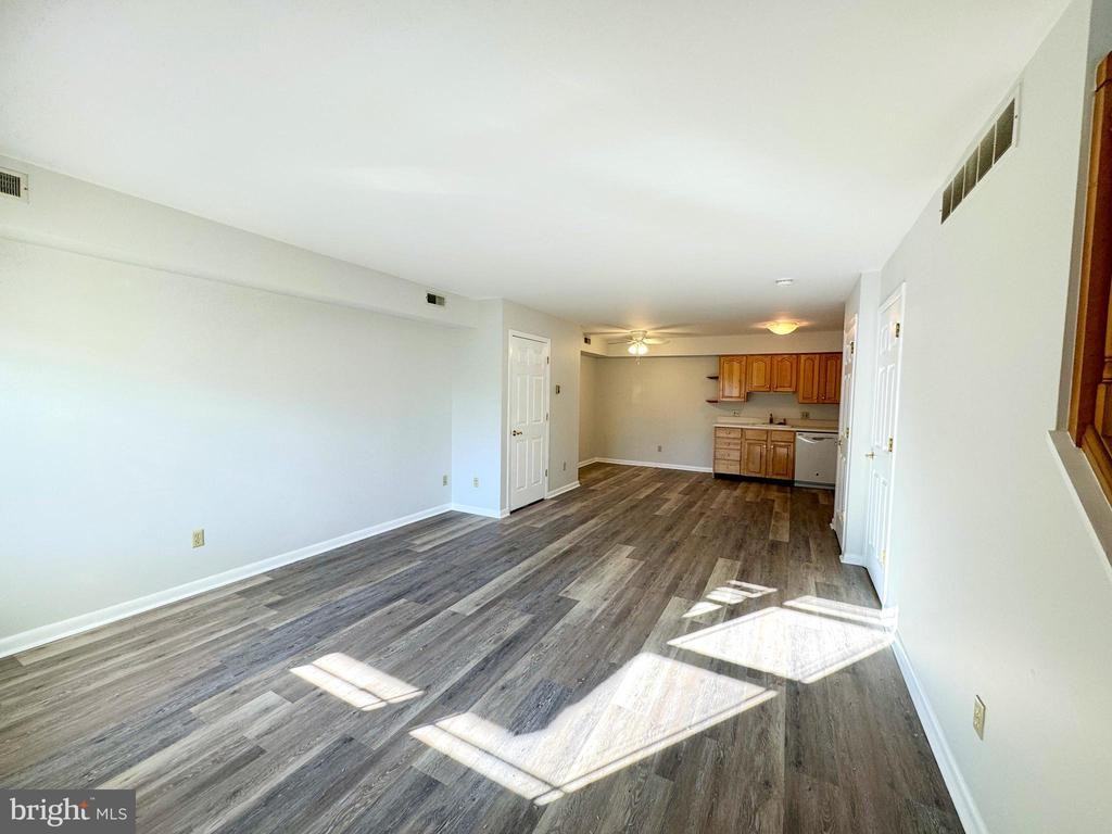 1326 Central Ave ##B - Photo 2 of 11