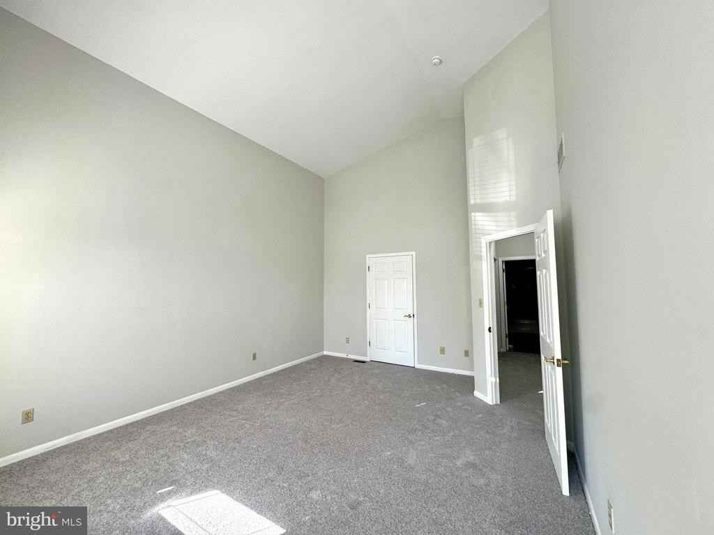 1326 Central Ave ##B - Photo 6 of 11