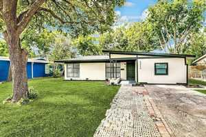 featured image of 2322 San Paula Ave