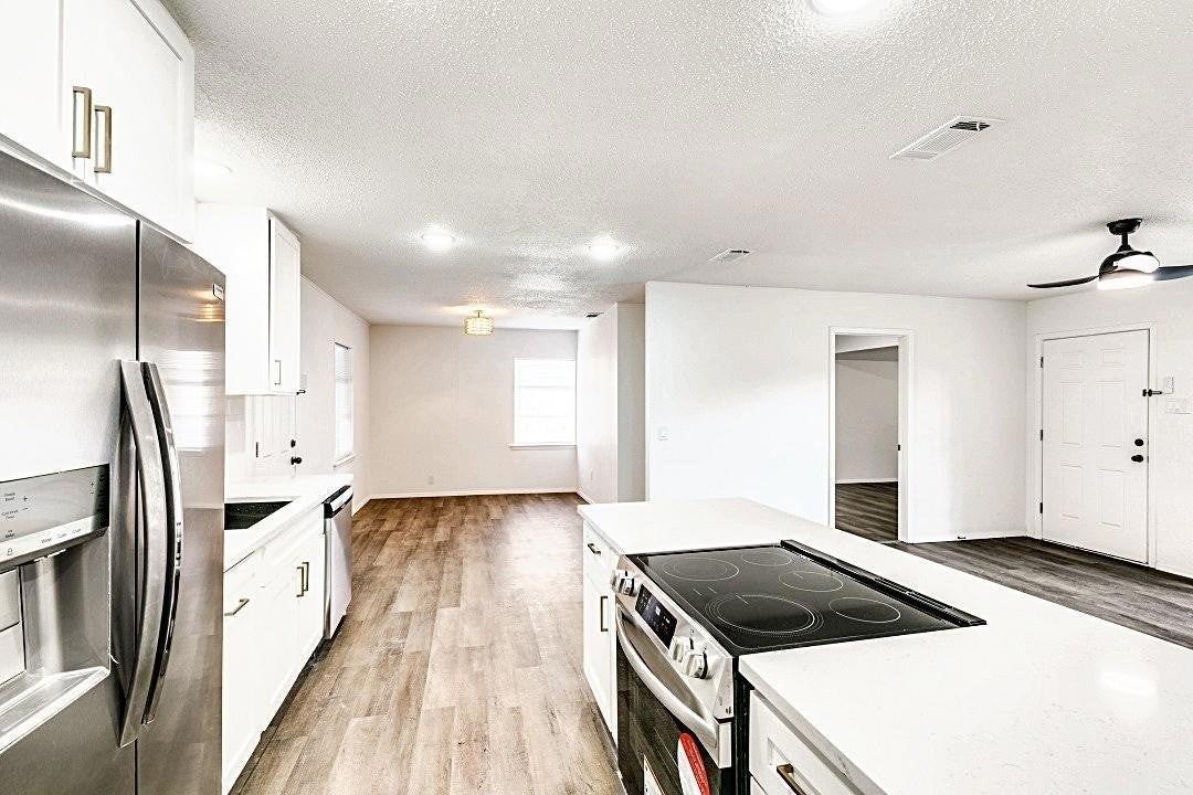 2322 San Paula Ave - Photo 5 of 12