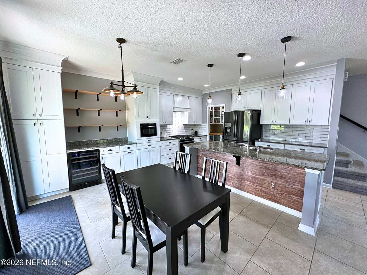 7048 Rosabella Cir - Photo 7 of 35