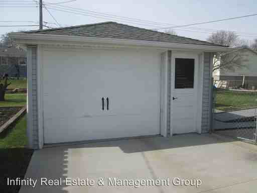 1411 15th Ave NW - Photo 2 of 16