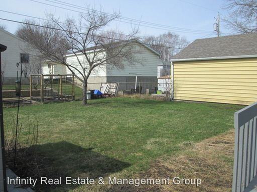 1411 15th Ave NW - Photo 3 of 16