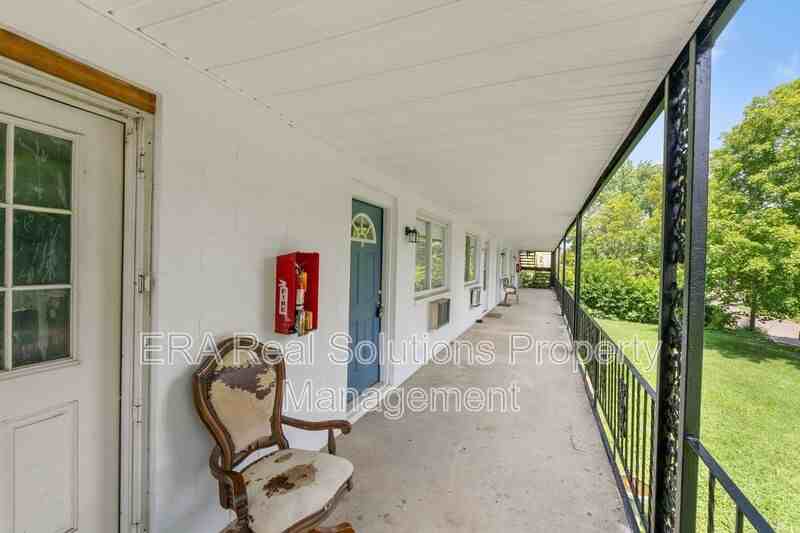 3400 Camp Chase Dr #4C - Photo 4 of 13