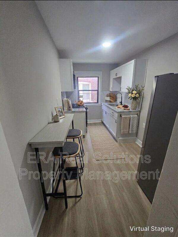 1056 Wilson Ave #C - Photo 4 of 11