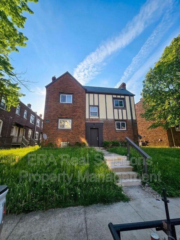 1056 Wilson Ave #C - Photo 5 of 11