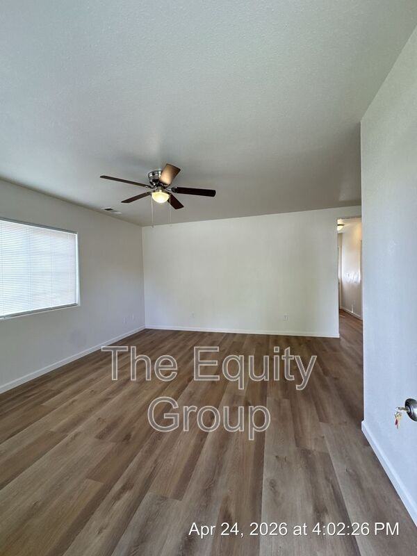 314 S Crespi Ave - Photo 3 of 14