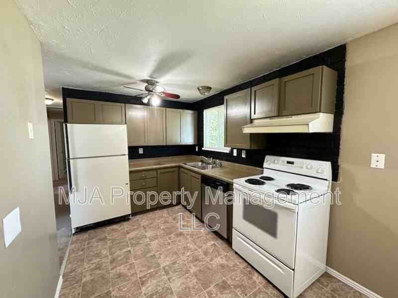 6046 Southwest - Photo 7 of 25